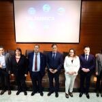 El alcalde de Salamanca, Carlos García Carbayo; el presidente de la Cámara de Comercio, Benjamín Crespo; y el catedrático de Inteligencia Artificial de la Universidad de Salamanca, Juan Manuel Corchado, participan en la jornada 'Salamanca Biotech: un entorno empresarial en crecimiento' de Salamanca Tech