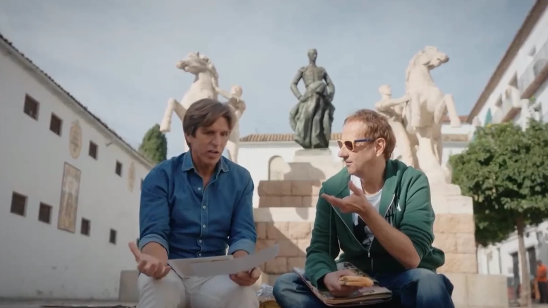 Manuel Díaz 'El Cordobés' junto a Albert Espinosa en el programa 'El camino a casa'