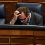 Oscar Puente en el Pleno del Congreso que vota la amnistia. David Jar
