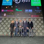 Foto de familia de los galardonados en los Premios del Círculo Empresarial Leonés
