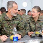 Felipe VI, testigo del ejercicio táctico que realizó Leonor el pasado viernes en el Centro de Adiestramiento “San Gregorio”