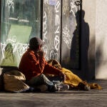 Una persona sin hogar en Madrid