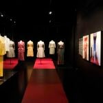 La Fundació Dalí explora a Gala a través de su colección de moda en una exposición en Púbol (Girona)