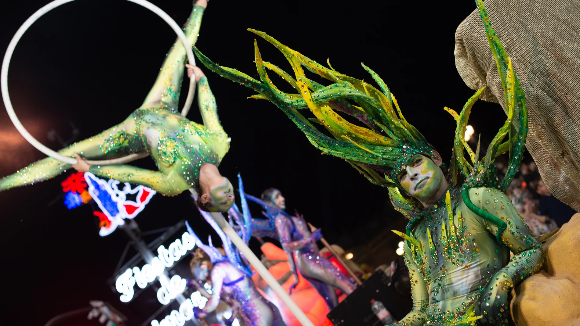 Ambiente durante el desfile del Entierro de la Sardina, a 15 de abril de 2023