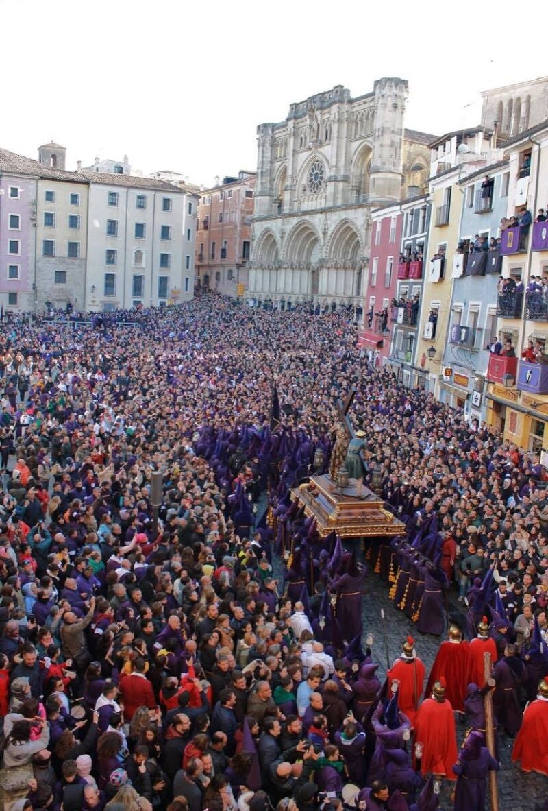Procesión del camino del Calvario en Cuenca