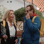Norma Duval junto a Albert Espinosa en el programa 'El camino a casa'