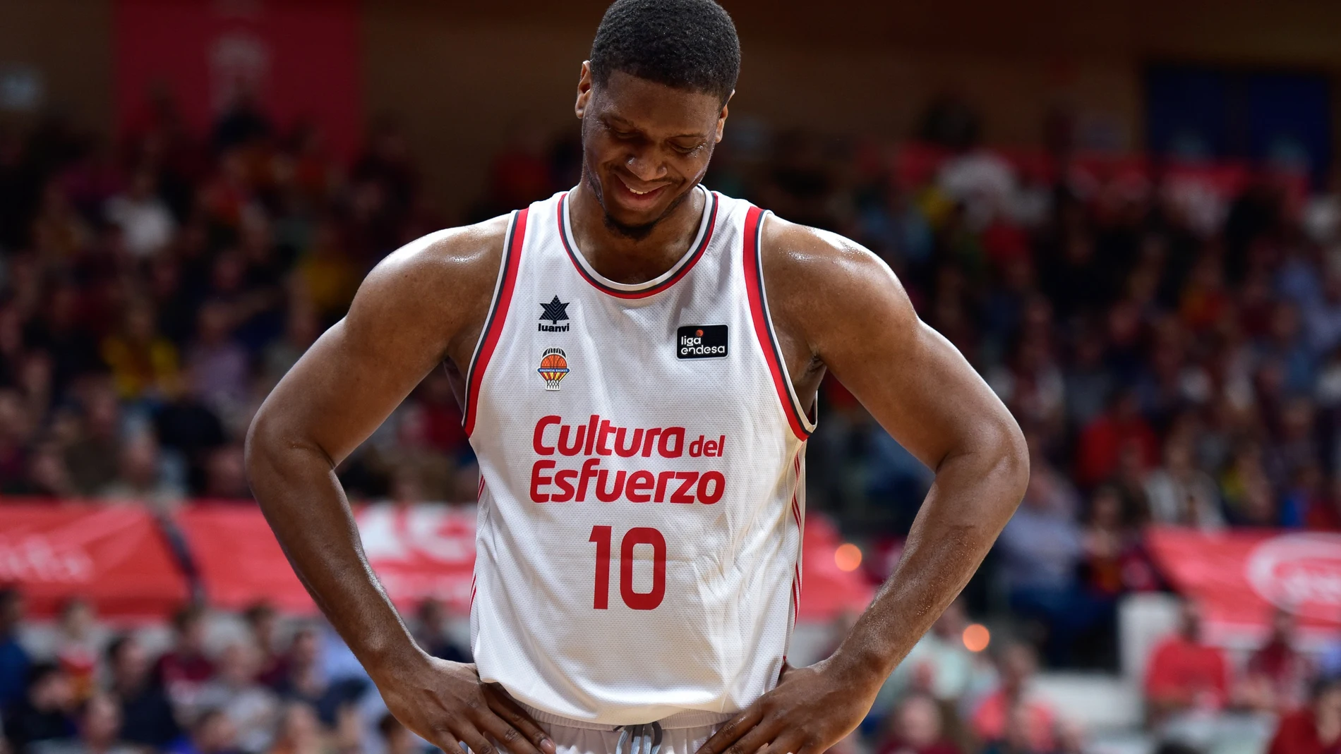 Damien Inglis, pívot del Valencia Basket