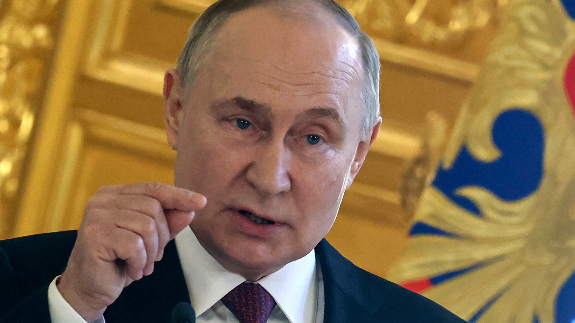 Moscow (Russian Federation), 20/03/2024.- Russian President Vladimir Putin speaks during a meeting with his election agents at the Kremlin in Moscow, Russia, 20 March 2024. Vladimir Putin won over 87 percent of the vote in a three-day ballot. (Rusia, Moscú) EFE/EPA/SERGEI ILNITSKY