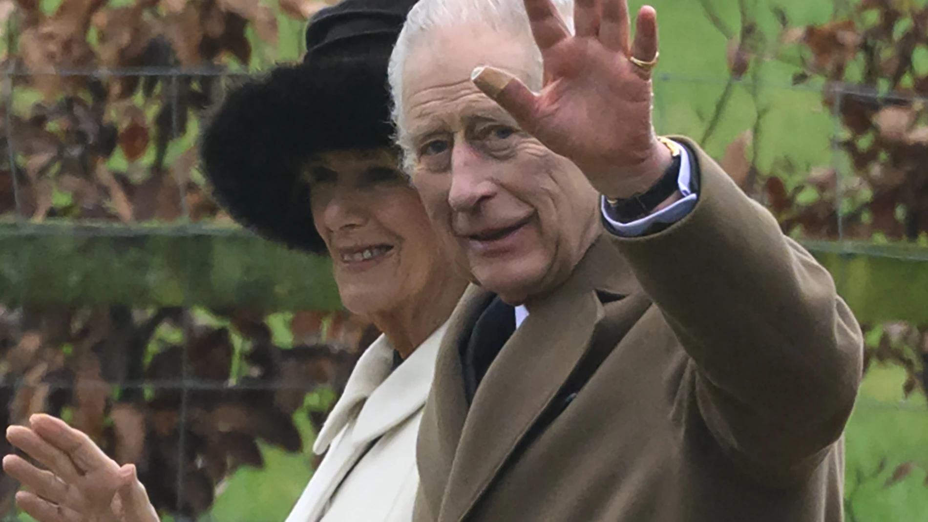 Camilla desvela la “decepción” de Carlos III mientras todos hablan de Kate Middleton