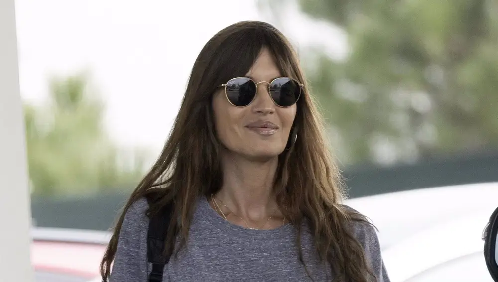 Sara Carbonero se va de torneo de fútbol con su hijo.