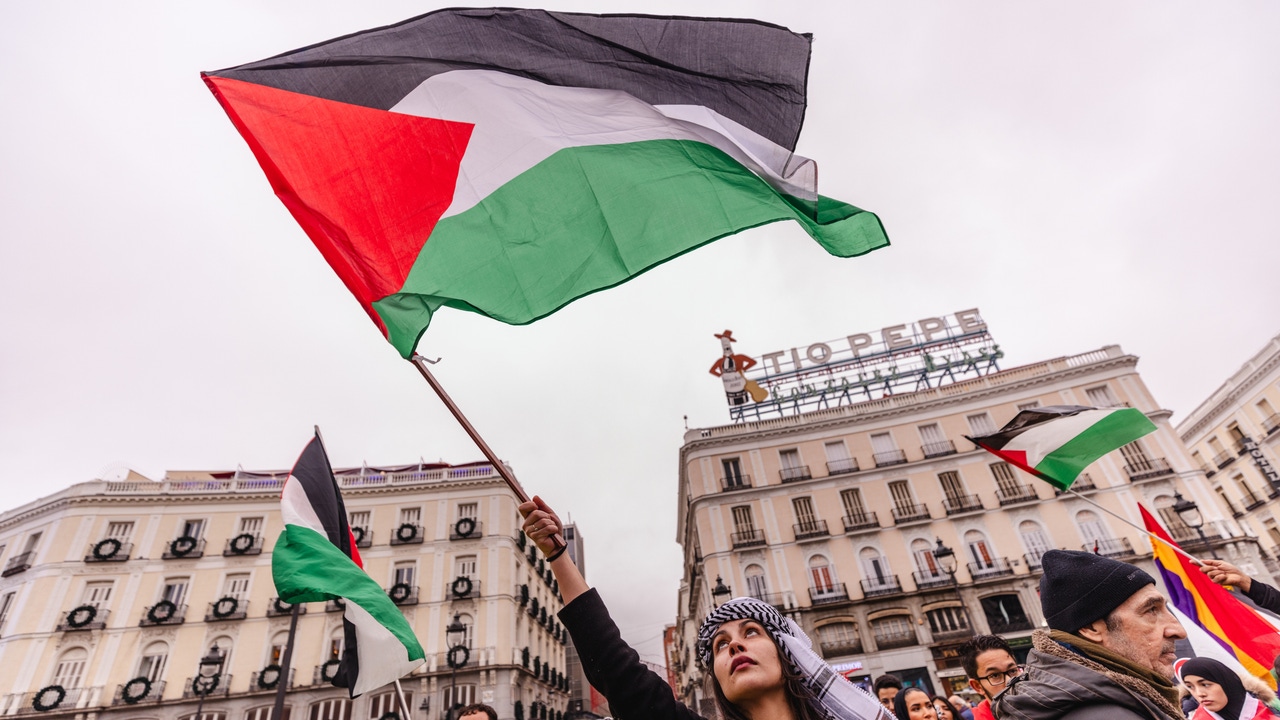 Carlos Arévalo, experto en política, analiza el acuerdo de paz entre Israel y Palestina: "El desarme de Hamás es clave"