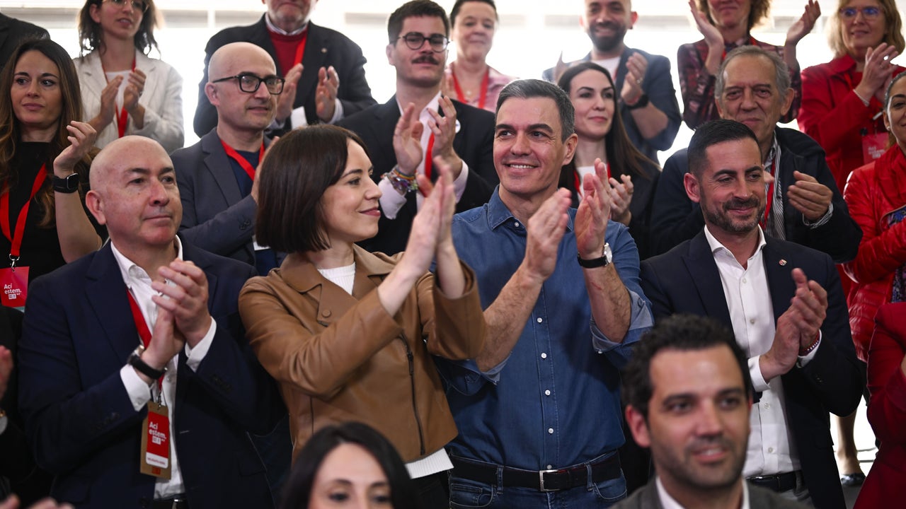 Á Punt retira un vídeo de Sánchez y Morant tras ser acusado de ser "altavoz del machismo"