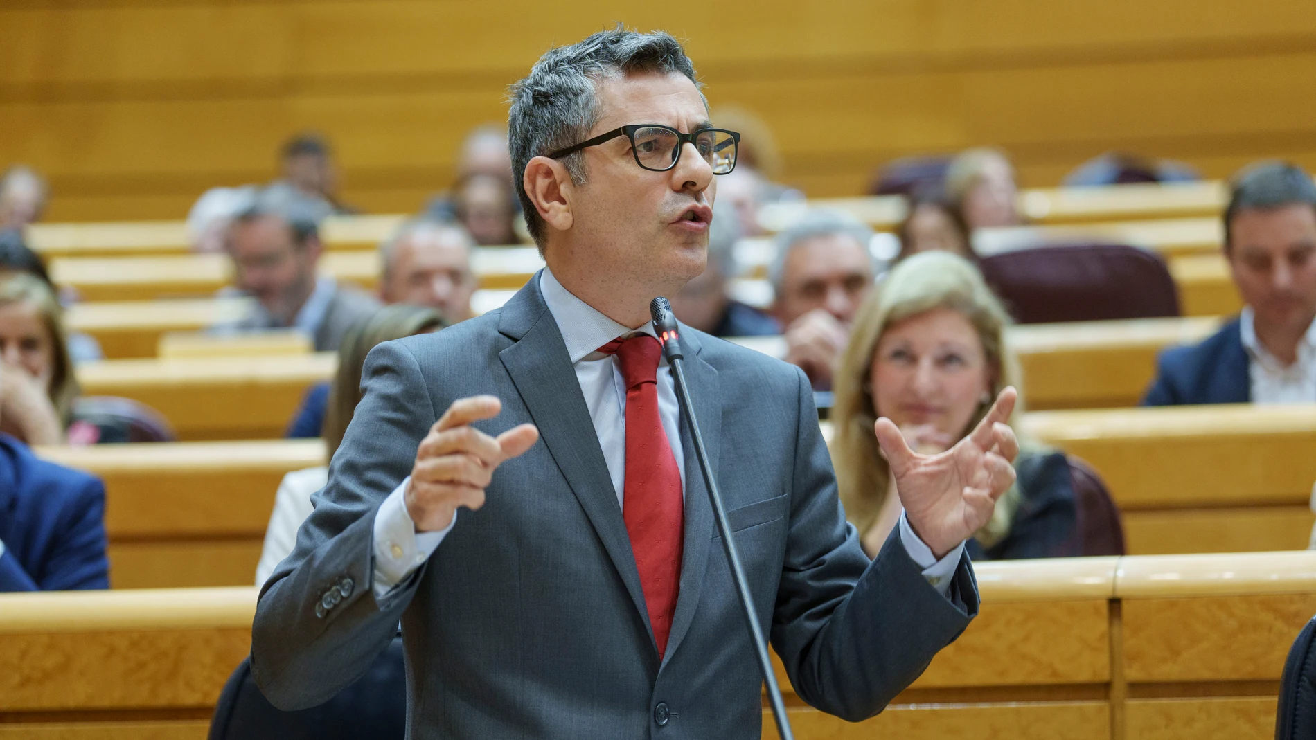 Félix Bolaños en un Pleno del Senado.