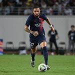 Layvin Kurzawa con el PSG