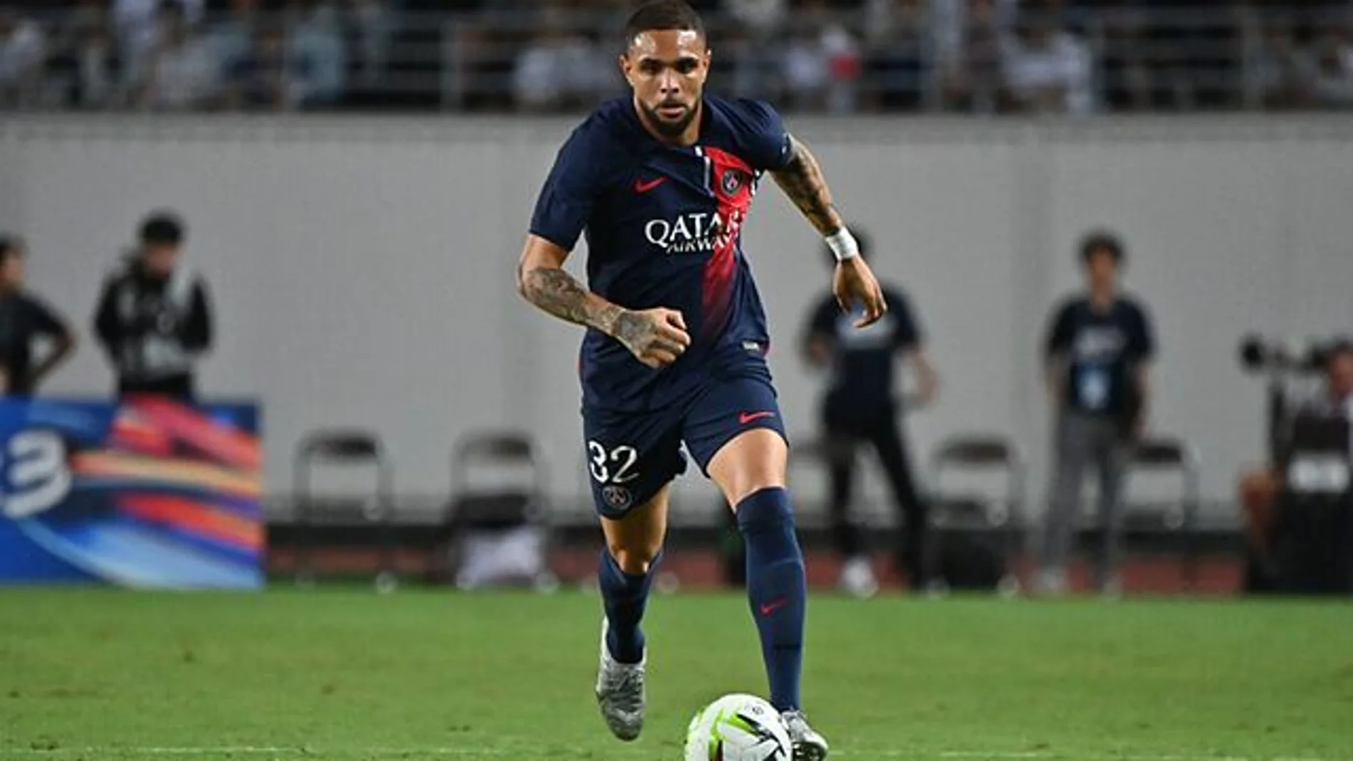 Layvin Kurzawa con el PSG