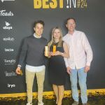 De izquierda a derecha: Juan Carlos Cruz, Brand Manager; Cristina Sánchez, Marketing Manager Global Brand, y Juan Carlos Ramos, Assistant del área de Marketing de El Pozo Alimentación