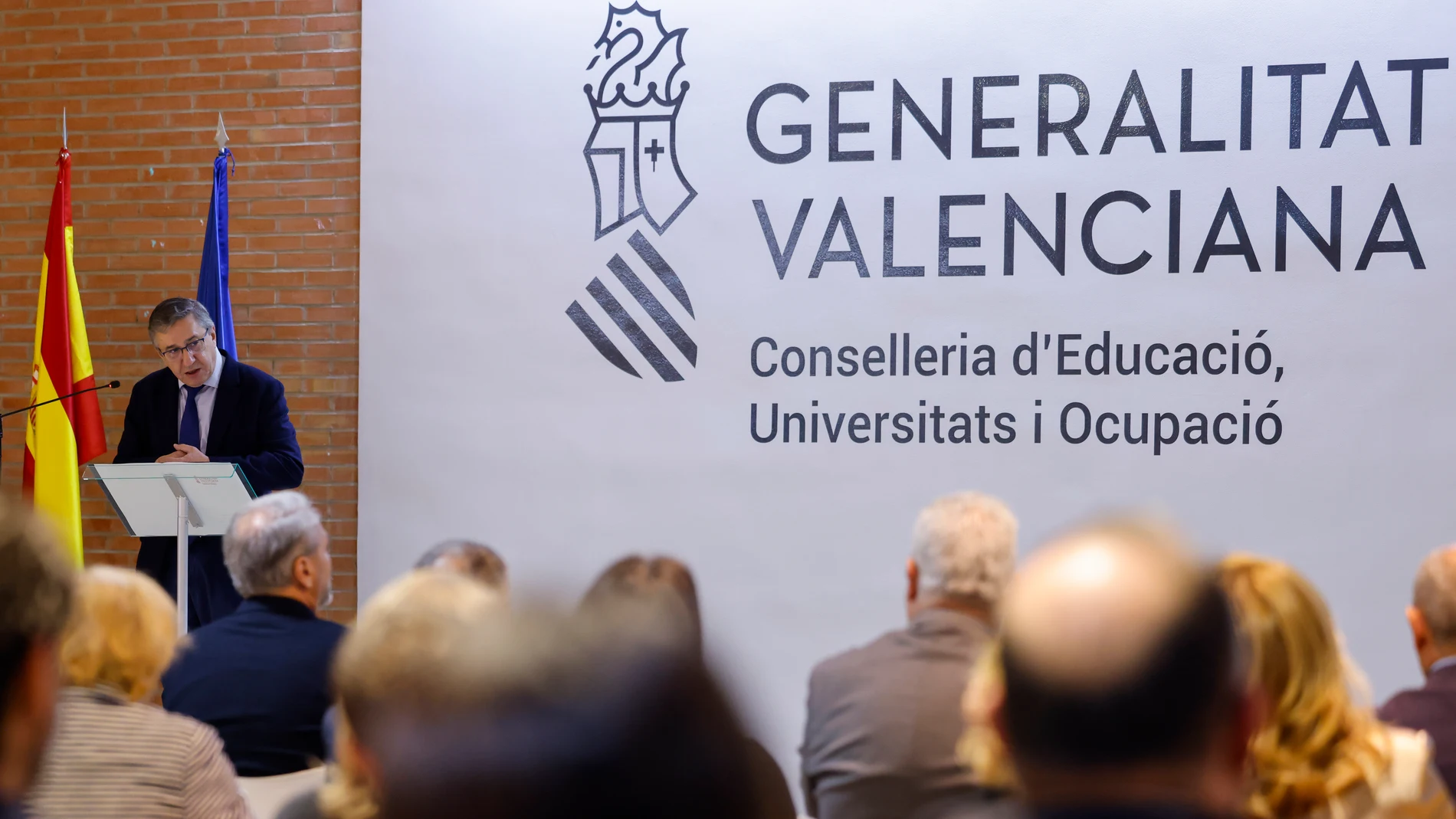 El conseller de Educación, José Antonio Rovira, durante la presentación del informe "Las contribuciones sociales y económicas de las universidades públicas valencianas"