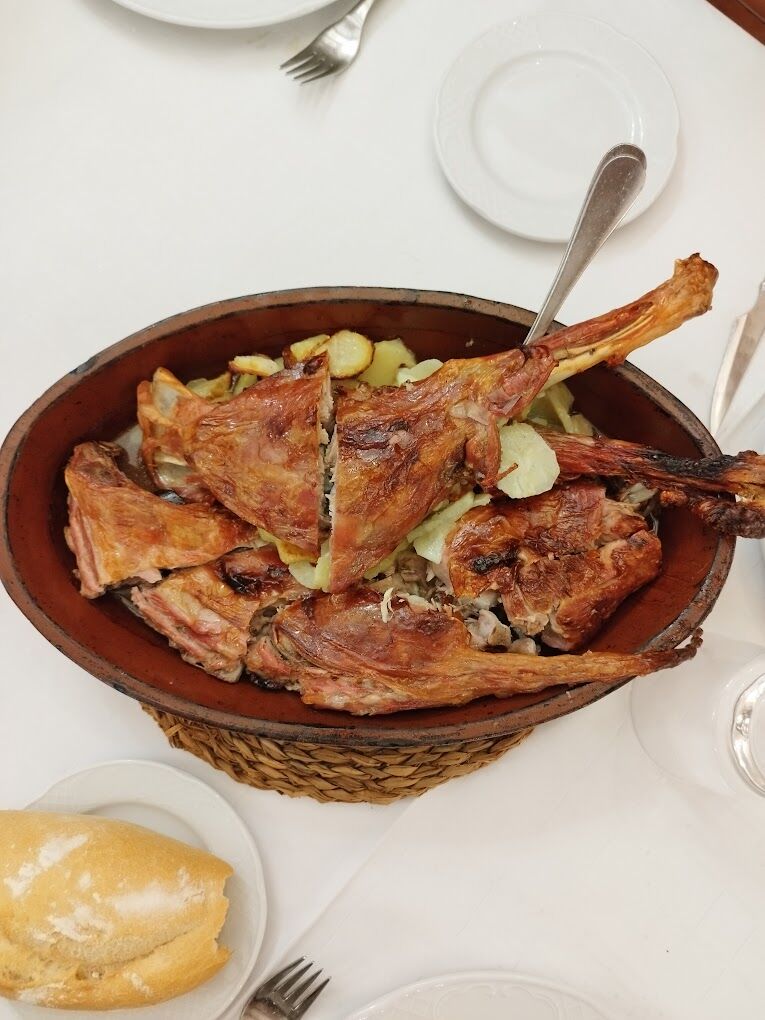Cabrito asado en el Asador de Antonio (Cuenca)