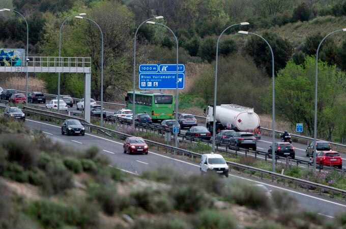 La DGT prevé 16,5 millones de desplazamientos en las carreteras durante la Semana Santa 