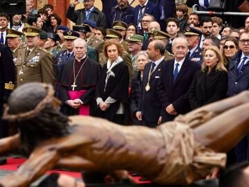 M&aacute;laga.- S.Santa.- La reina Sof&iacute;a preside el desembarco de la Legi&oacute;n y el traslado del Cristo de la Buena Muerte