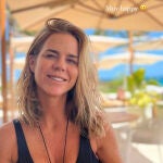 Amelia Bono con bikini negro.