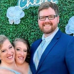 Abby Hensel, una de las famosas gemelas siamesas, se ha casado en secreto