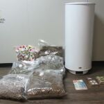 Alicante.- Sucesos.- Detenido por intentar embarcar en un ferry con un calentador eléctrico lleno de marihuana y hachís