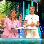 Sandra Barneda y Nagore Robles en el plató de 'Supervivientes 2024'