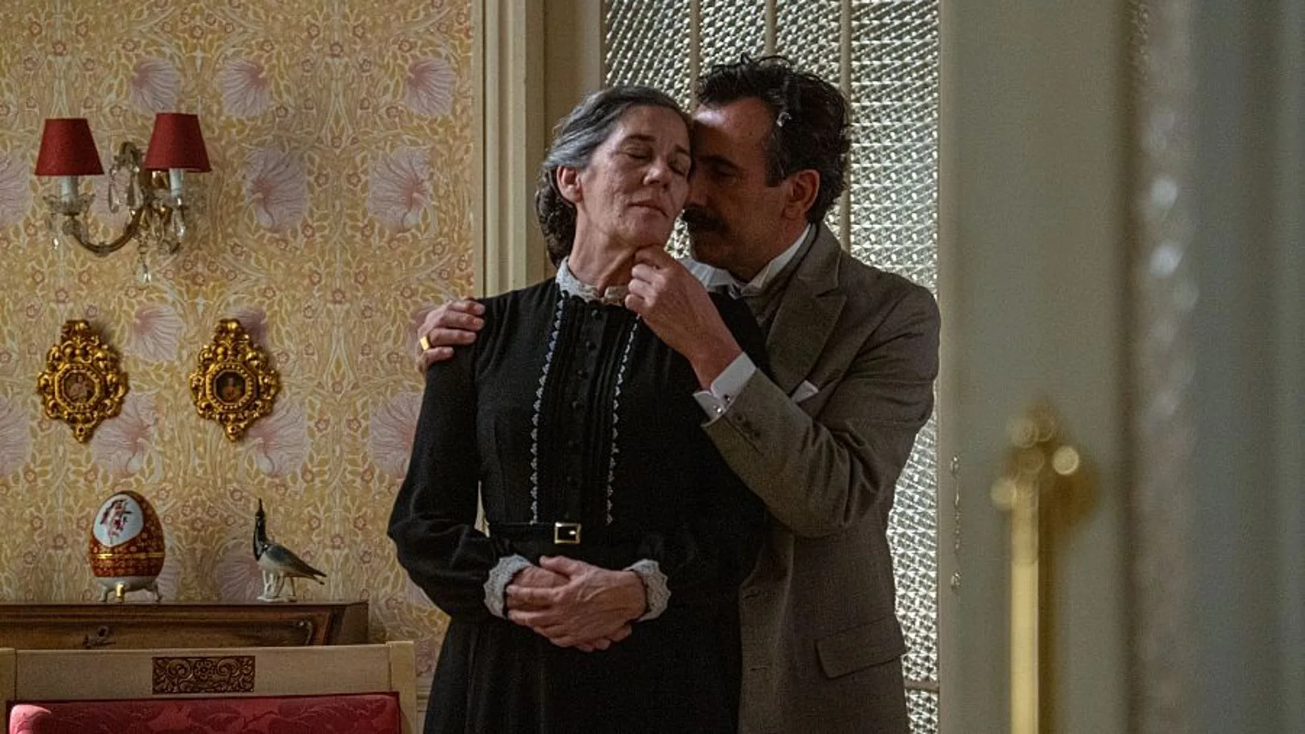 Ayala justifica a Petra su comportamiento con Margarita, esta tarde en "La Promesa"