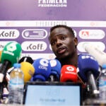  Cheikh Kane Sarr, portero del Rayo Majadahonda, en rueda de prensa