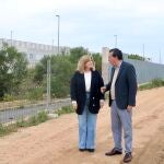 El presidente del Partido Popular de Huelva y parlamentario andaluz, Manuel Andrés González, y la secretaria general del PP onubense, Berta Centeno. PP DE HUELVA