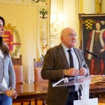 Carnero junto a Blanca Jiménez