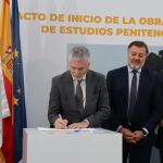 El ministro del Interior, Fernando Grande-Marlaska, durante el acto de inicio de las obras del Centro de Estudios Penitenciarios de Cuenca