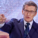 Núñez Feijoó participa en Barcelona en el acto de presentación de candidatos del PP en Cataluña