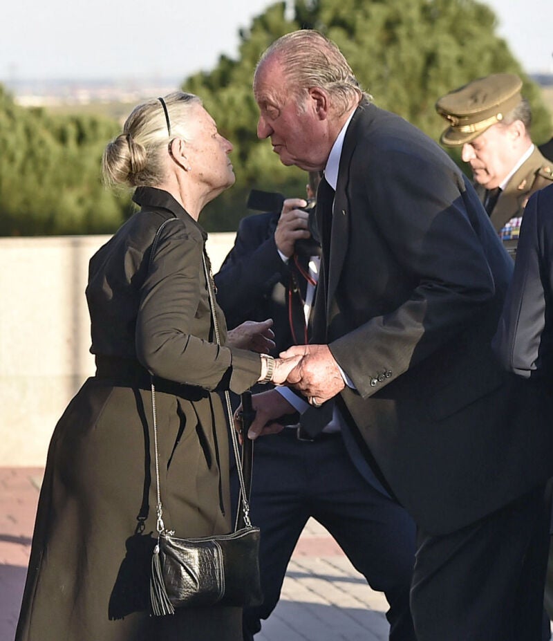 Teresa de Borbón-Dos Sicilias y el Rey Juan Carlos