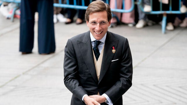 José Luis Martínez-Almeida, alcalde de Madrid, y Teresa Urquijo se dan el ‘Sí, quiero’ ante 500 invitados 