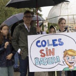 Protesta por el cantón que se va a construir en Montecarmelo.