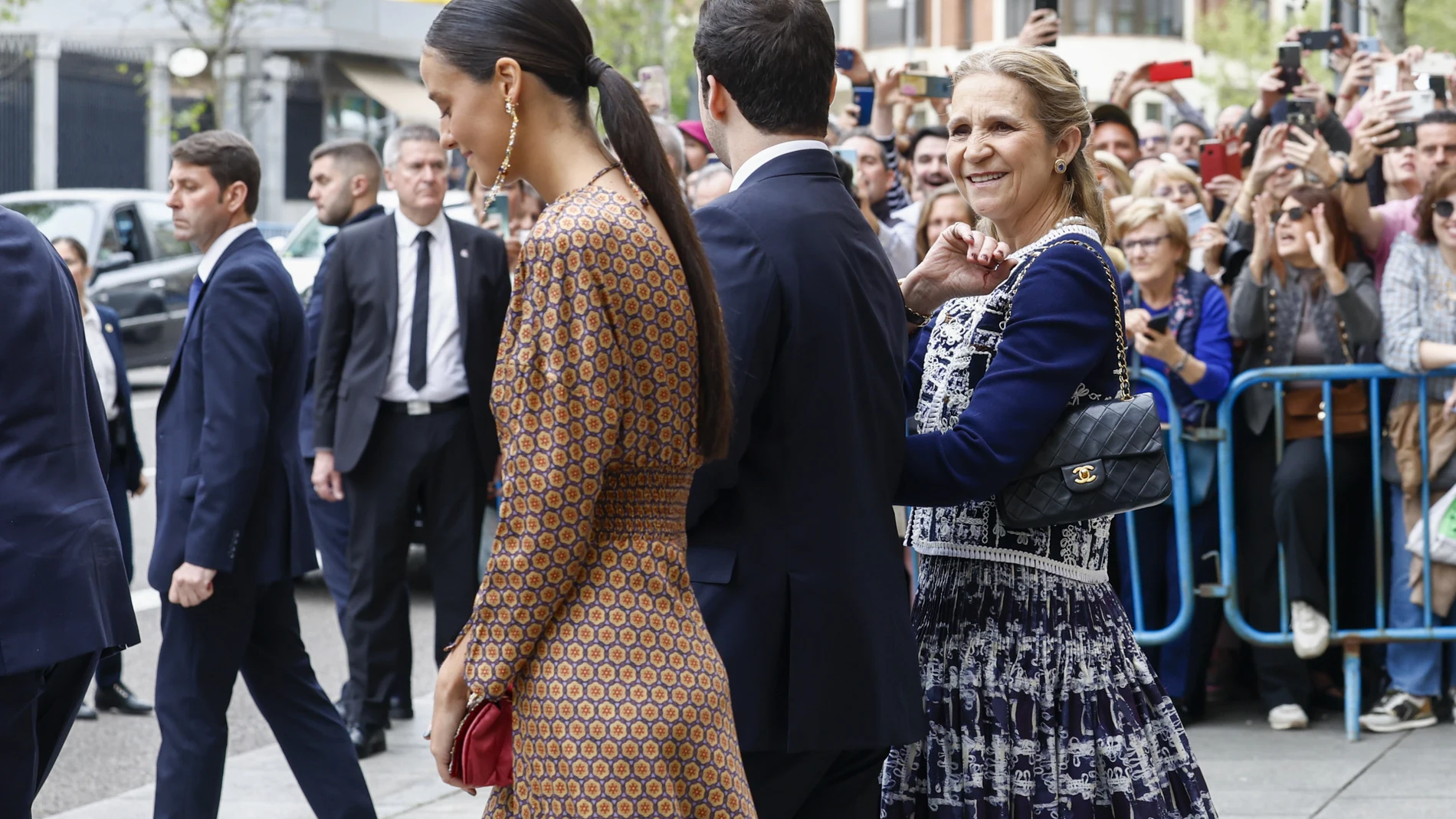 La Infanta Elena en la boda de Almeida.