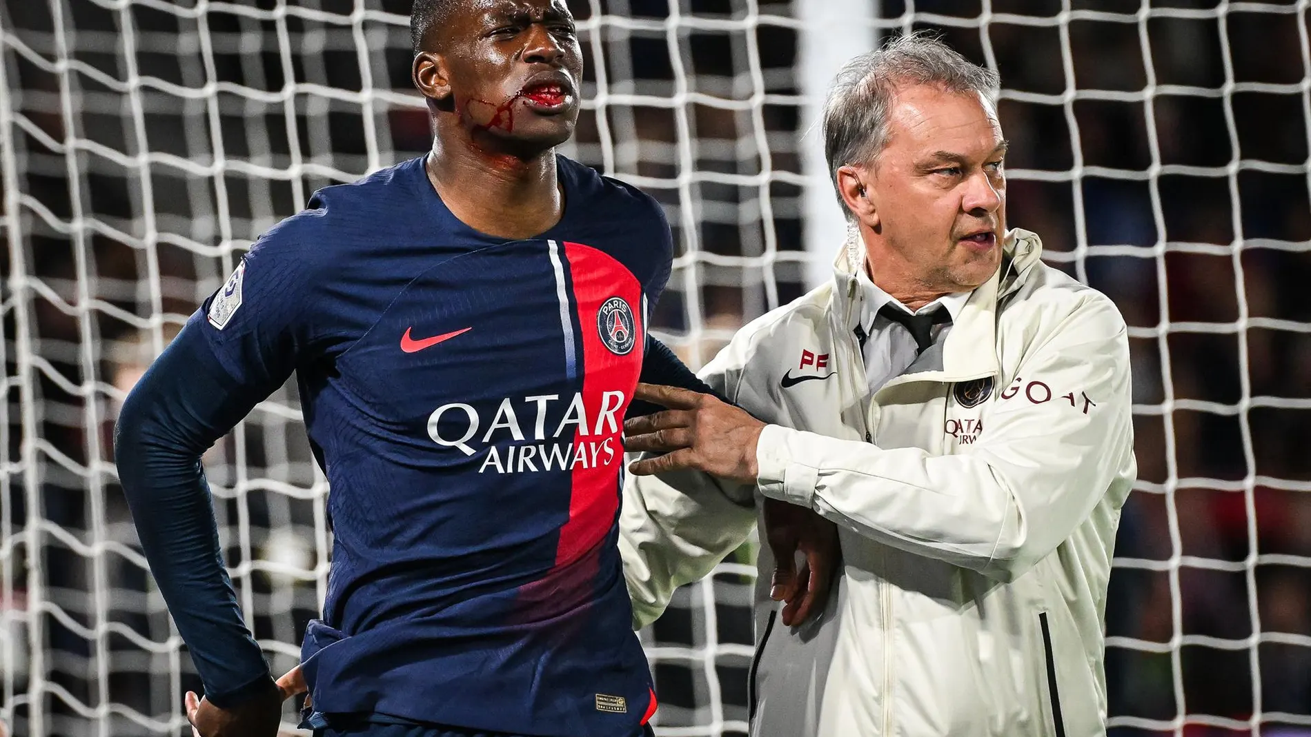 Fútbol/Champions.- Mukiele no se recupera y es baja en el PSG ante el Barça