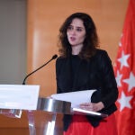Ayuso preside la reunión del Consejo de Gobierno en el Ayuntamiento de Alcobendas