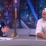 Pablo Motos y Frank Cuesta en el plató en 'El Hormiguero'