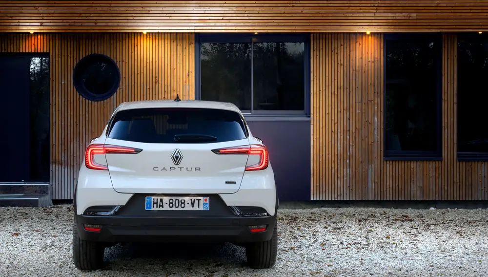 Captur MY25