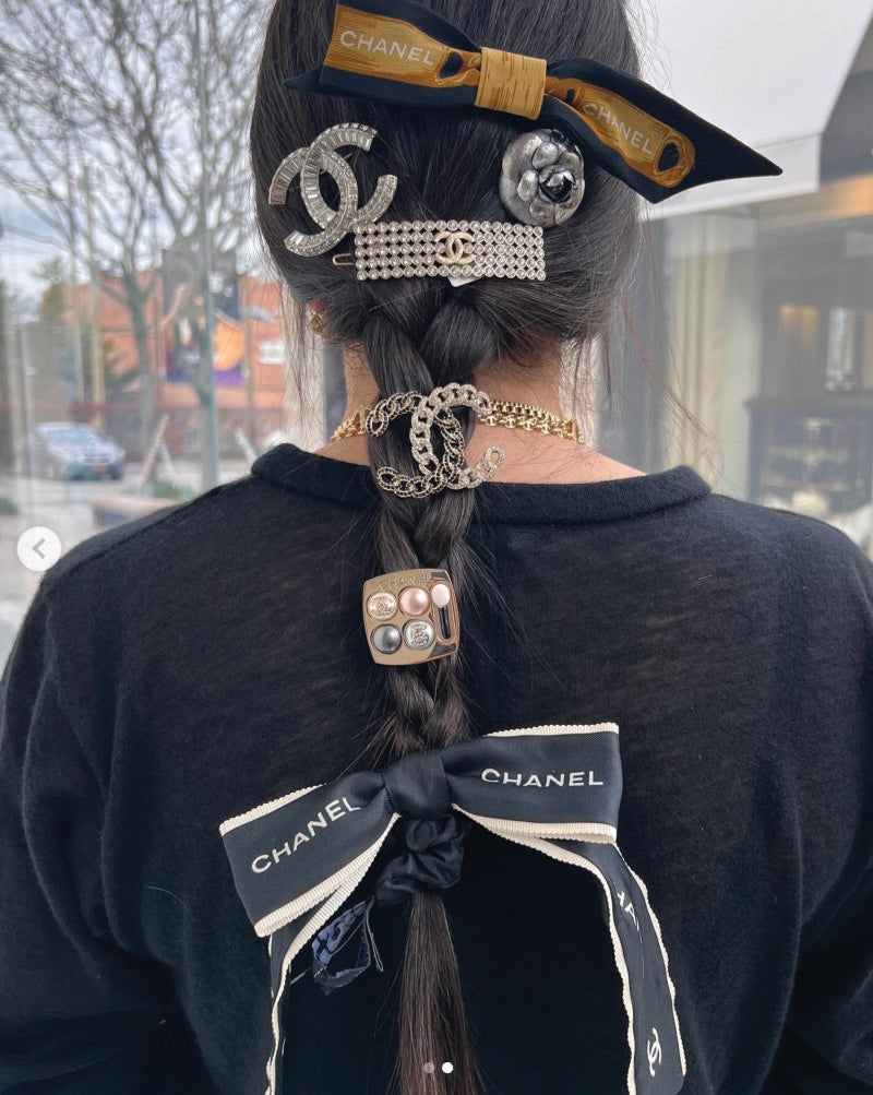Trenza con lazos de Chanel