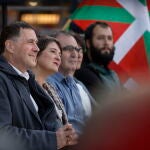 EH Bildu lleva su campaña electoral a Irun con Arnaldo Otegi.