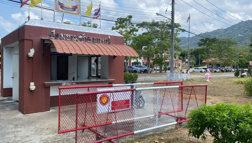 Entrada a la cárcel de Koh Samui, donde se encuentra en prisión provisional Daniel Sancho