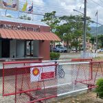 Entrada a la cárcel de Koh Samui, donde se encuentra en prisión provisional Daniel Sancho