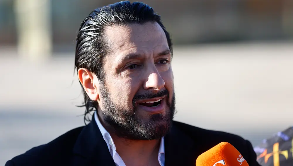 Rafael Amargo despliega su arte en el banquillo