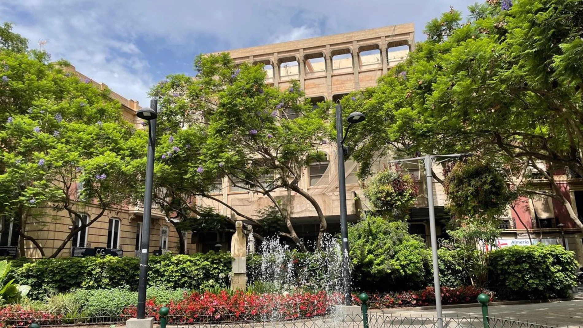 Se trata de un edificio moderno que sustituirá el antiguo inmueble de Correos de la capital almeriense