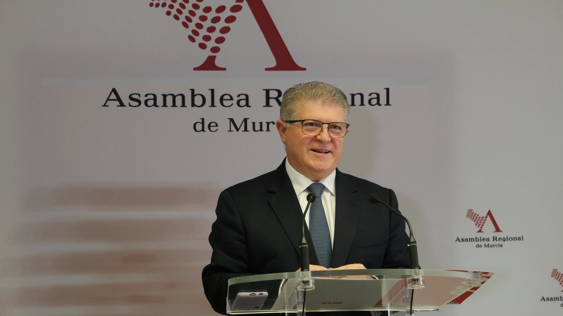 El portavoz del Grupo Parlamentario Socialista, Pepe Vélez
