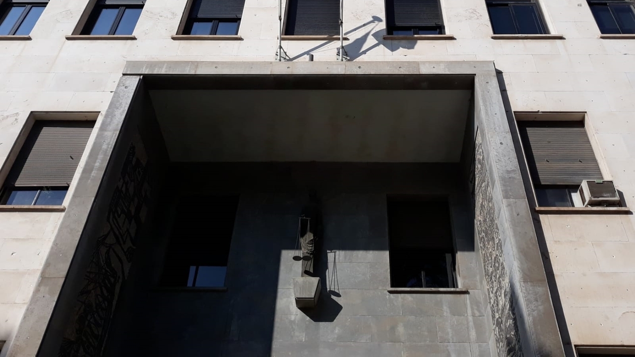 Absuelto el empresario de Almería acusado de introducir 29 kilos de cocaína con portes desde Canarias